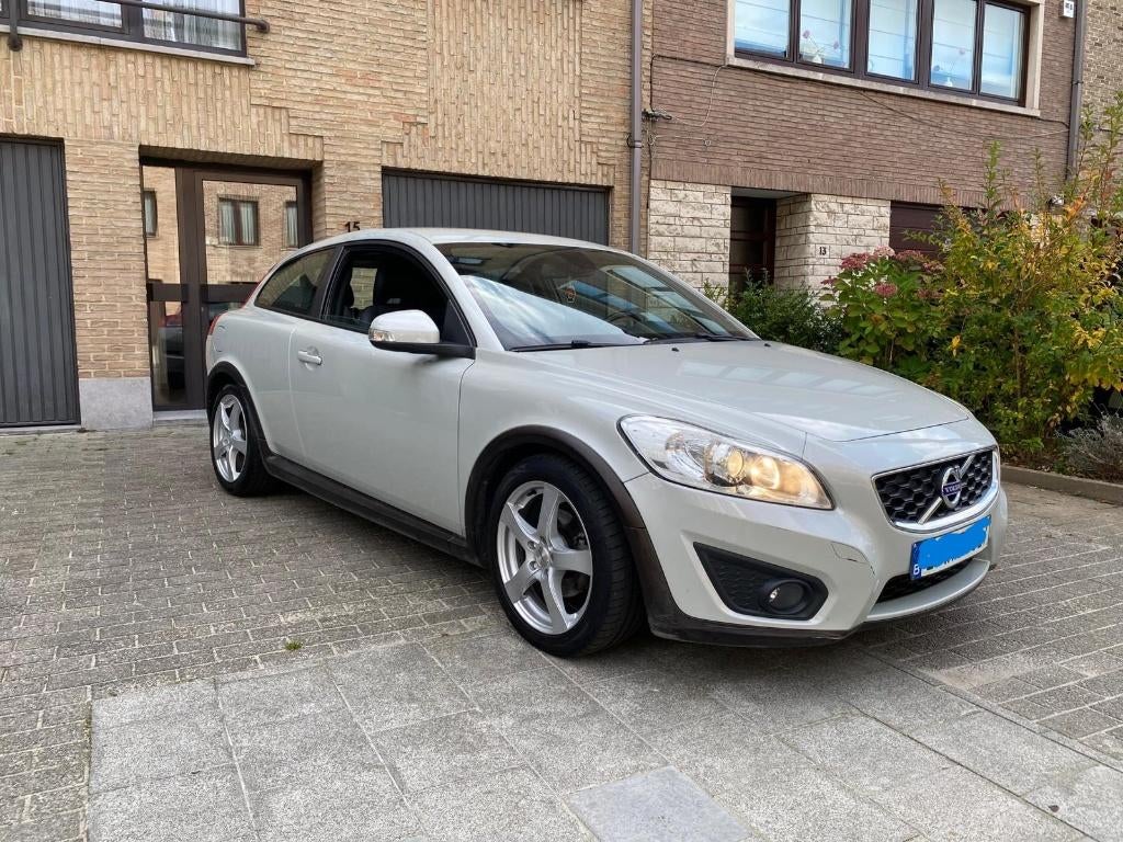 Volvo C30 model sport 1.6D 80Kw Euro 5, Autos, Cuir, Achat, Entreprise, Boîte manuelle