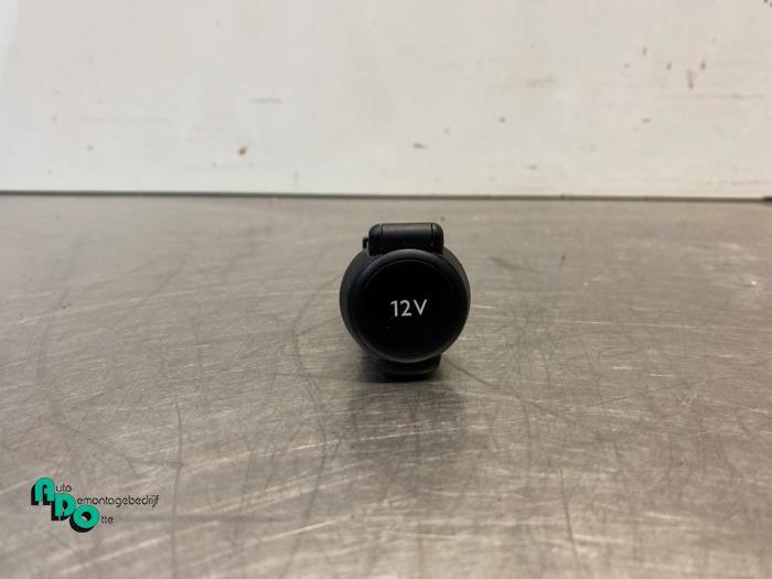 12 Volt aansluiting van een Citroen Berlingo (Berlingo 18-), Auto-onderdelen, Elektronica en Kabels, Citroën, Gebruikt, 3 maanden garantie