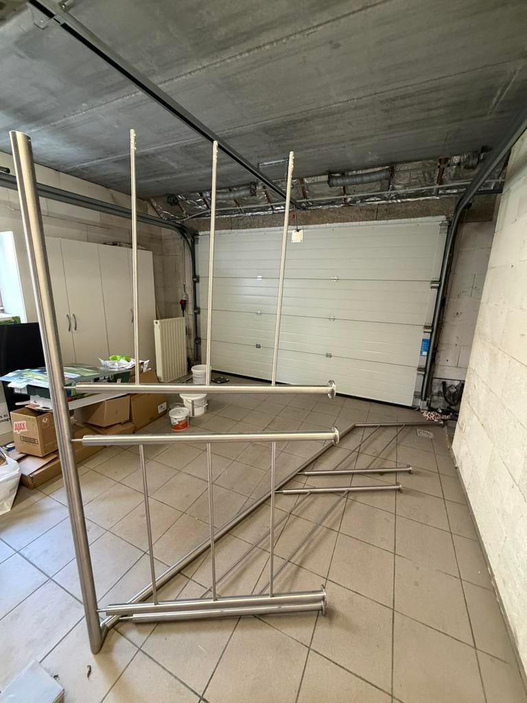 Trapleuning in geborstelde inox, Ophalen