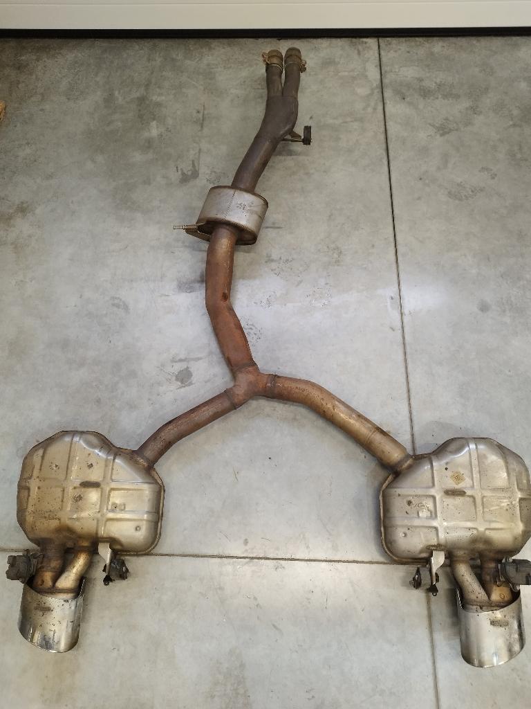 AUDI RS4 B9 RS5 UITLAAT, Ophalen, Gebruikt, Audi