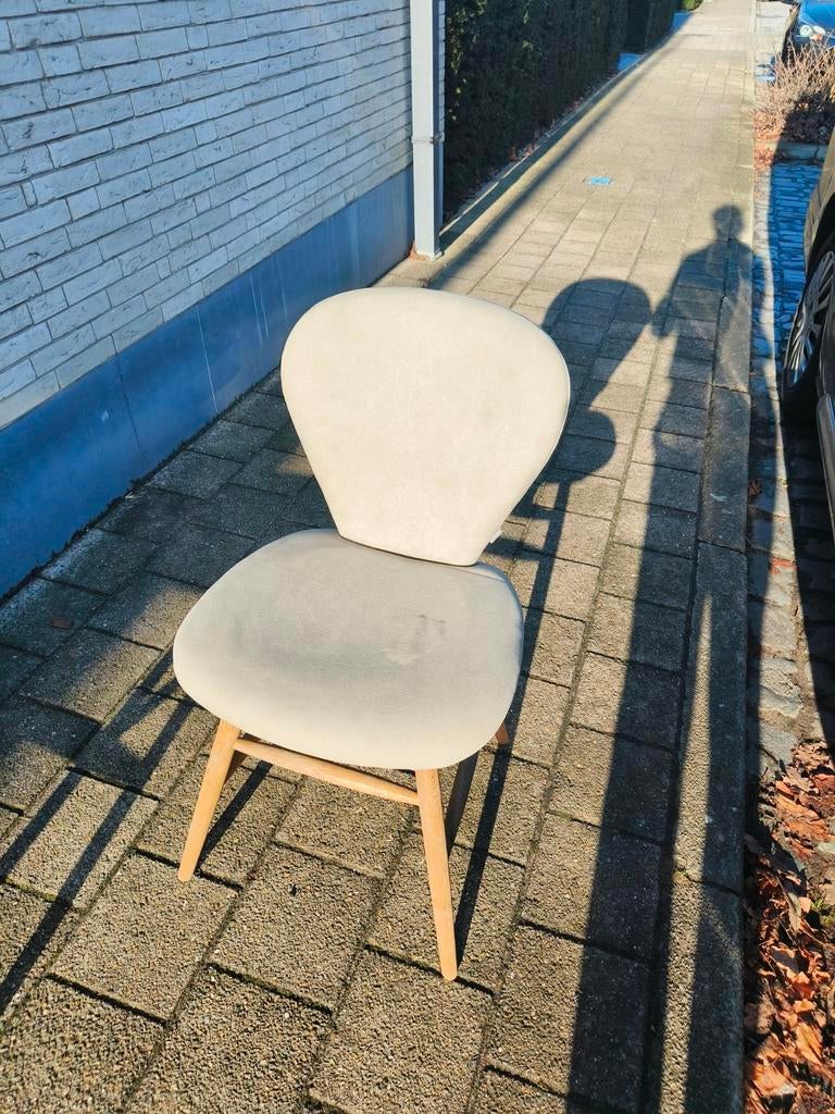 2 stoelen van Flamant, Ophalen
