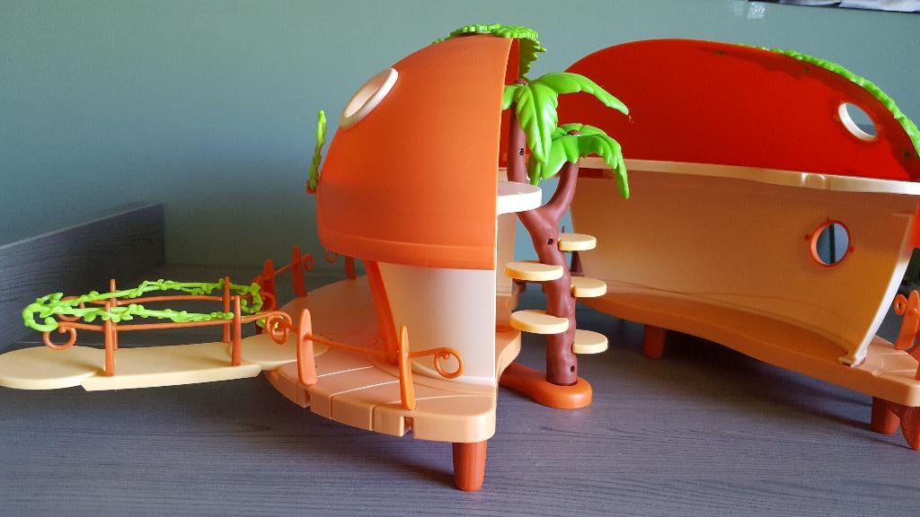 poppenhuis / monchichi huis, Kinderen en Baby's, Ophalen, Nieuw, Poppenhuis