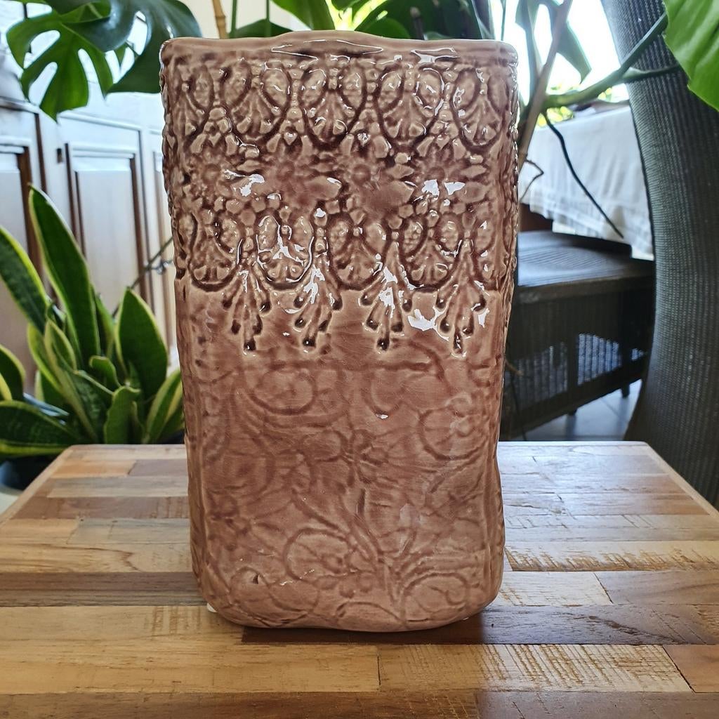 Vaas Céline de Lys - 21,5 cm - oudroze - zgan, Ophalen, Overige kleuren, Aardewerk of Porselein, Zo goed als nieuw