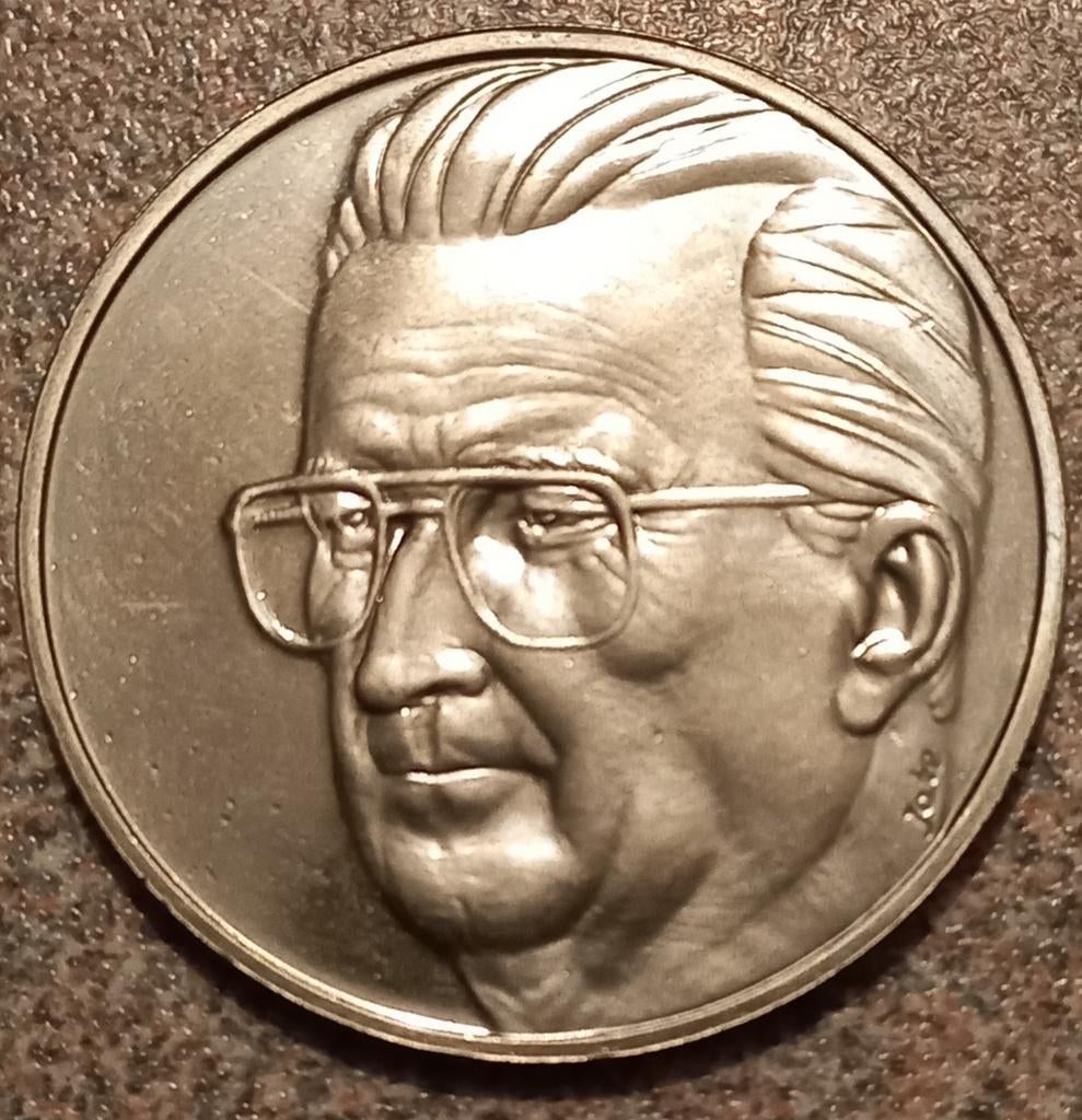 Munt 5 euro, 1996 albert 2, kerktoren, 2 personen, 12 sterre, Enlèvement ou Envoi, Autres matériaux