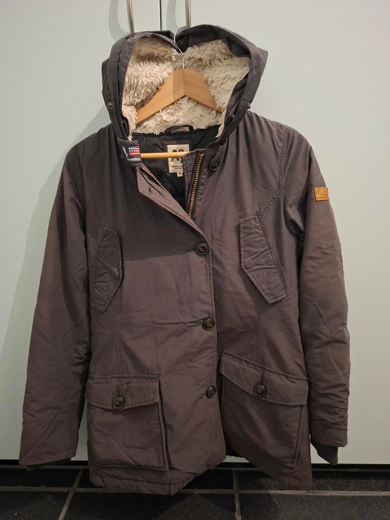 Winterjas American Outfitters maat 36/16jaar, Kinderen en Baby's, Gebruikt, Ophalen of Verzenden, Jas, Meisje