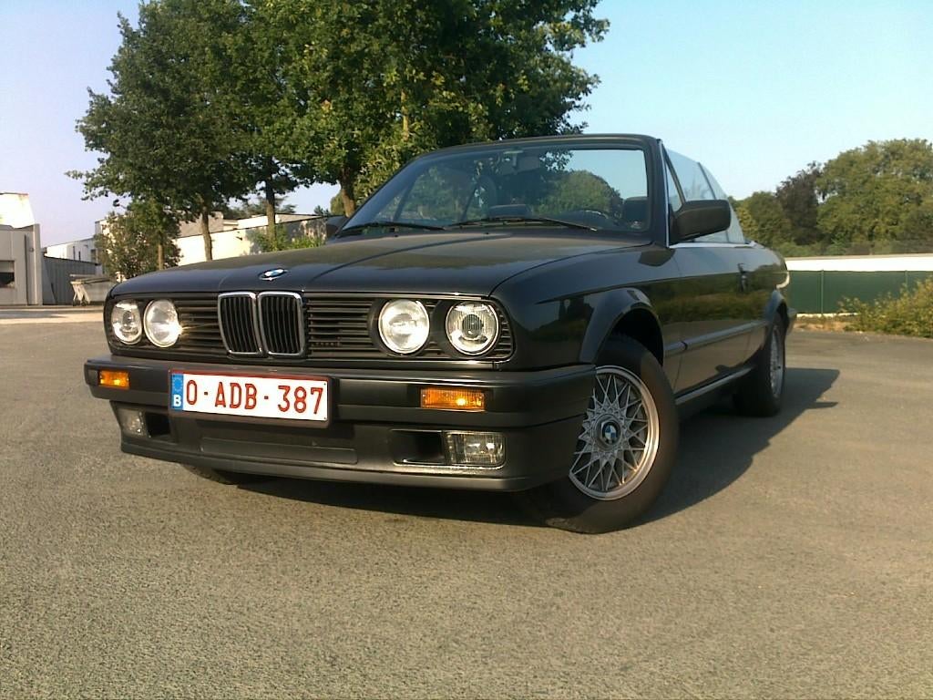 BMW E30 Cabrio 318i Elektr Dak Bj:05/1992 Km:79840, Autos, Cabriolet, Noir, 2 portes, Particulier