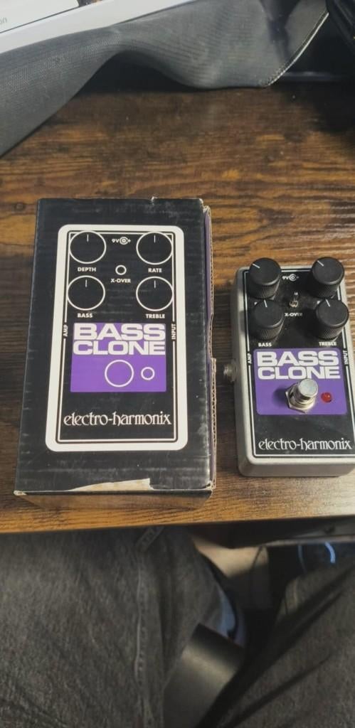 EHX Bass clone, Enlèvement, Comme neuf, Chorus