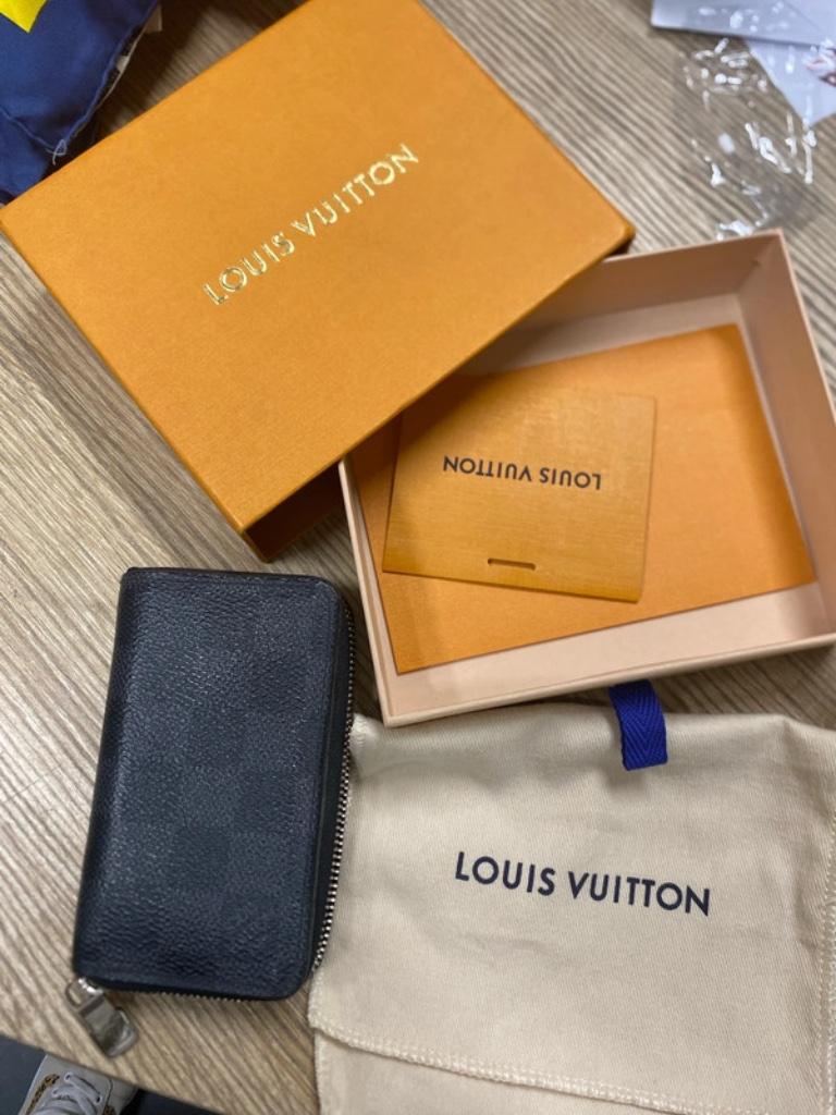 Louis vuitton zippy coin, Autres marques, Comme neuf, Enlèvement, Cuir
