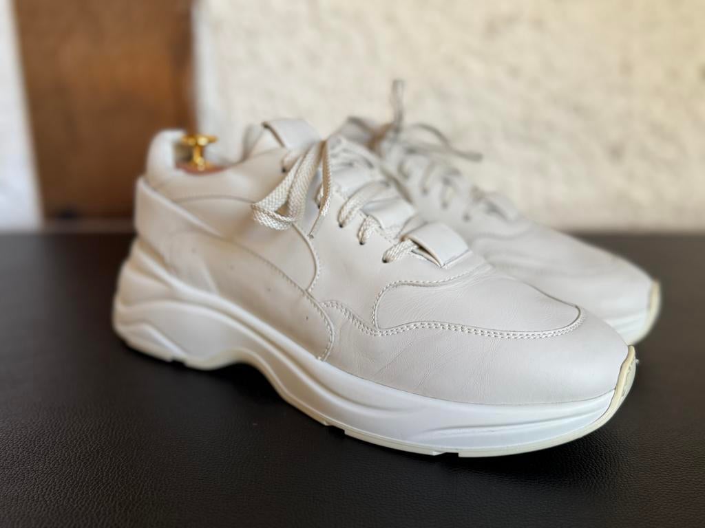 Santoni sneaker 8 (42/43) wit/grijs zacht leer ZGAN, Kleding | Heren, Schoenen, Ophalen of Verzenden, Zo goed als nieuw, Wit