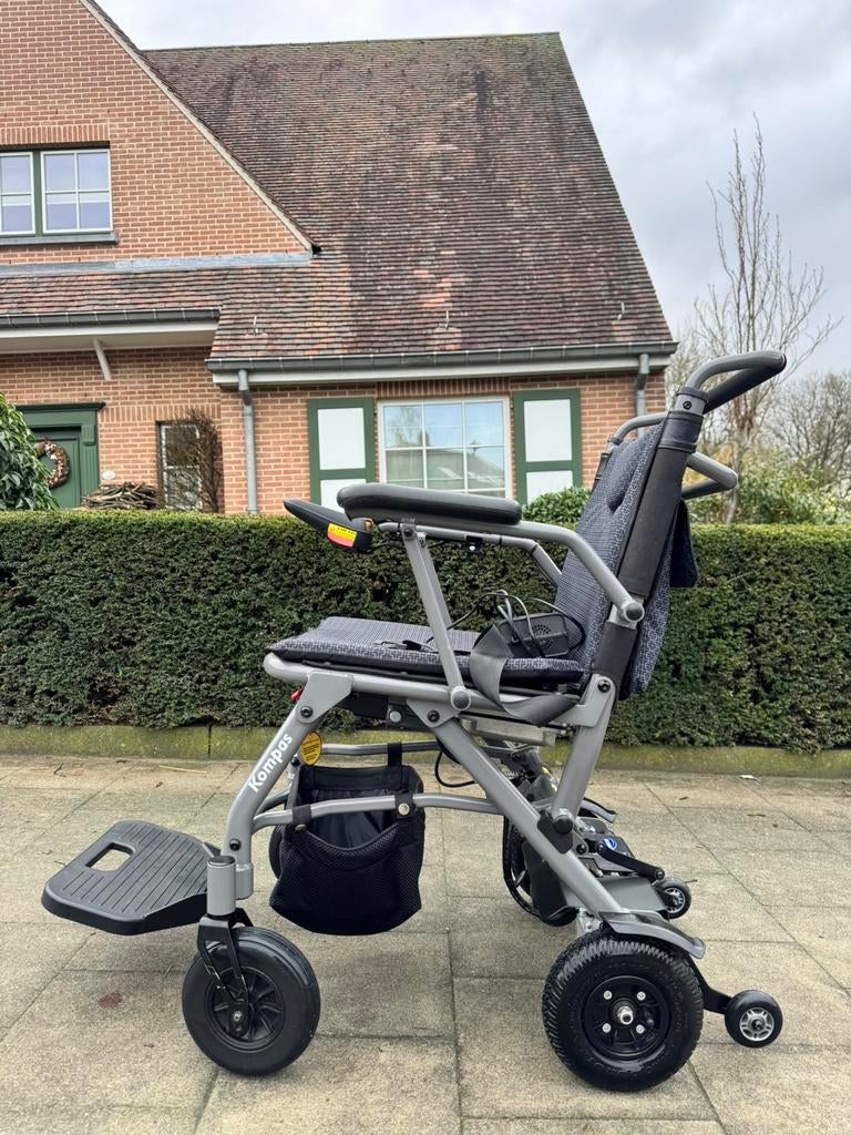 Opvouwbare elektrische rolstoel – Invacare Kompas plooibaar, Ophalen of Verzenden, Elektrische rolstoel