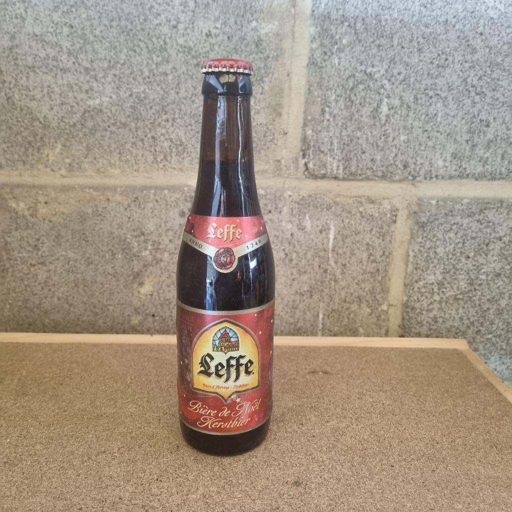 Bouteille de bière Leffe Bière de Noël - Kerstbier (modèle 1, Collections, Enlèvement ou Envoi, Utilisé, Bouteille(s), Leffe