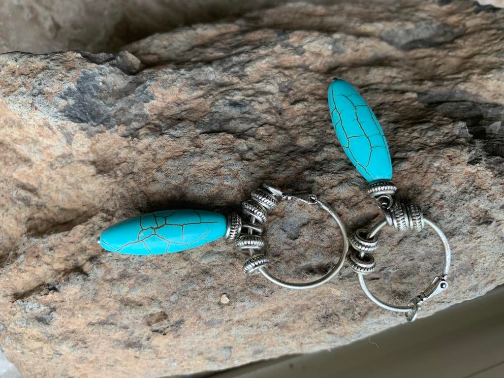 Superbes boucles d'oreilles - neuves, Enlèvement