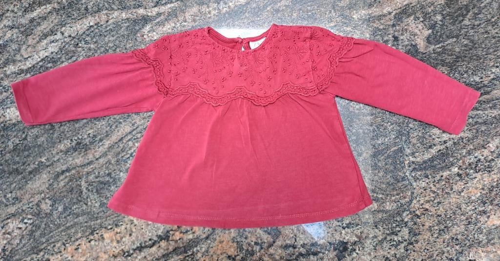 Taille 80 Chemisier bordeaux col dentelle, Enlèvement ou Envoi, Chemise ou Chemisier, Comme neuf, Zara