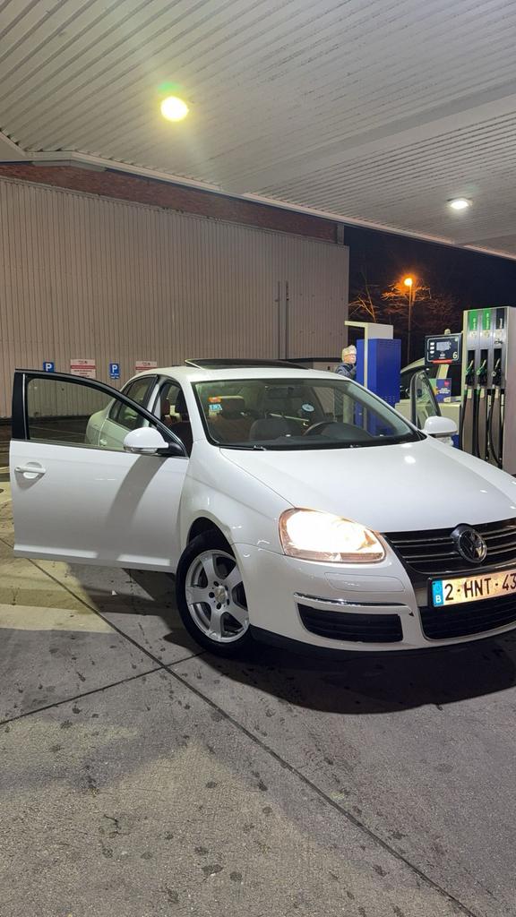 Volkswagen jetta wit, Autos, Volkswagen, Achat, Carnet d'entretien, 5 portes, Particulier
