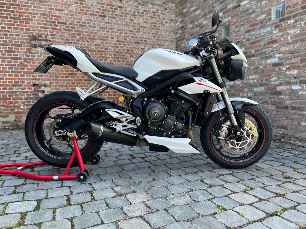 Street Triple RS, Permis Moto A, Plus de 35 kW, Éclairage LED, Particulier