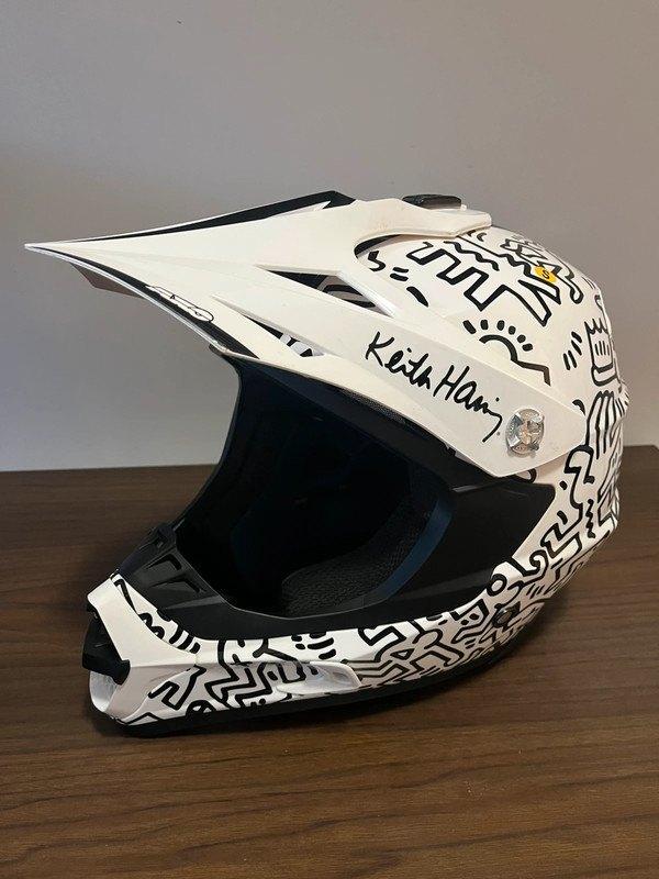 Keith Haring - AXO Crosshelm Jump (Model ECE 22/05), Motoren, Overige merken, Offroadhelm, Kinderen, Ophalen of Verzenden
