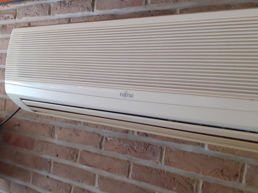 CLIMATISEUR AIR CONDITIONNE FUJITSU MURAL, Enlèvement, Utilisé, 100 m³ ou plus grand, Climatisation murale