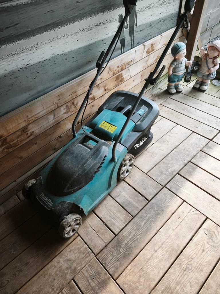 Grasmaaier van Makita, Tuin en Terras, Grasmaaiers, Ophalen