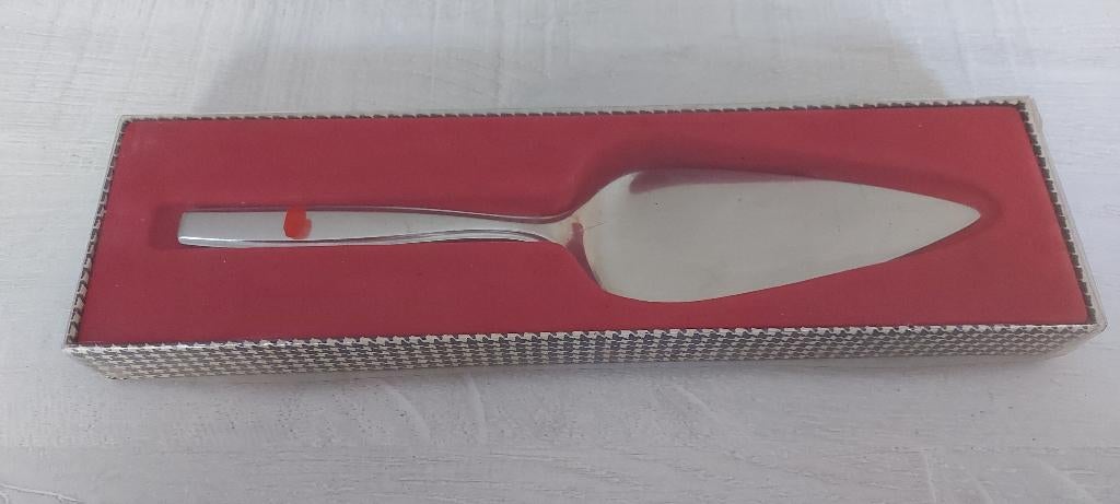Pelle à tarte inox dans sa boîte, Enlèvement, Utilisé, Inox ou Chrome