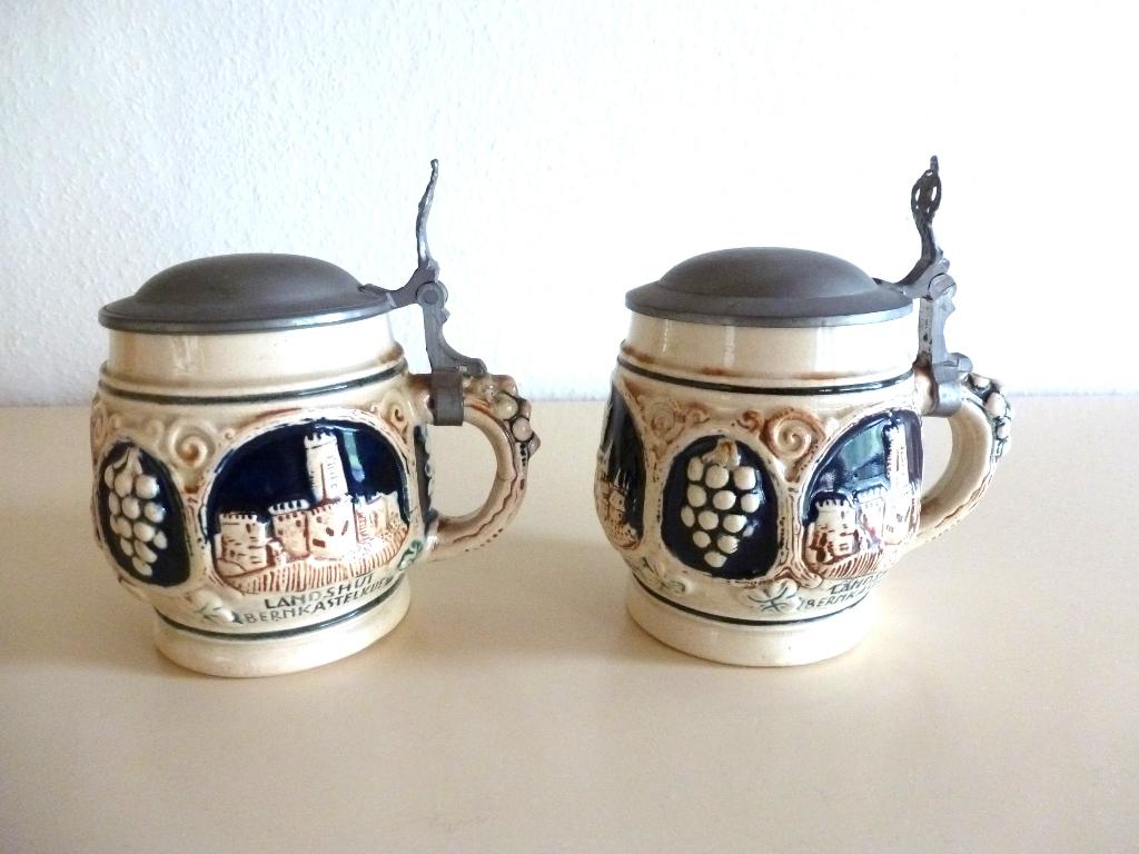 2 Duitse bierpullen met deksel, Enlèvement