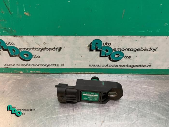 Carte capteur (tubulure d'admission) d'un Renault Clio (Clio, Autos : Pièces & Accessoires, Autres pièces automobiles, Renault