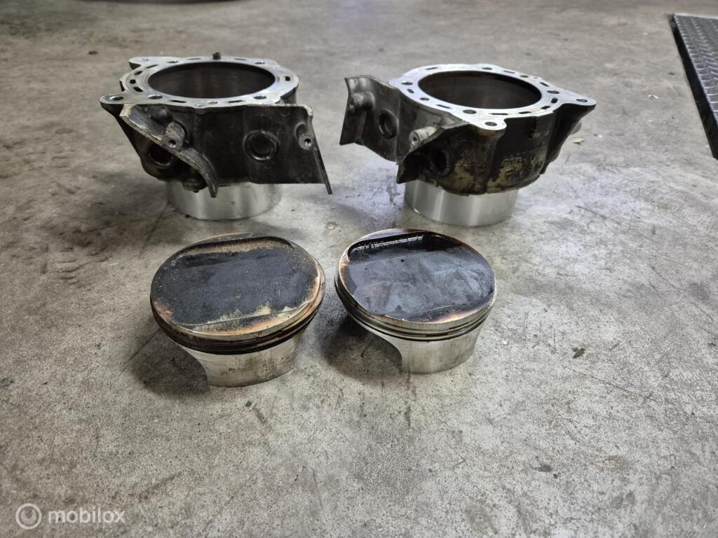 Cilinders zuigers 1198 streetfighter, Motoren, Onderdelen | Ducati, Gebruikt, Factorystore.service@ducati.com, Ophalen of Verzenden