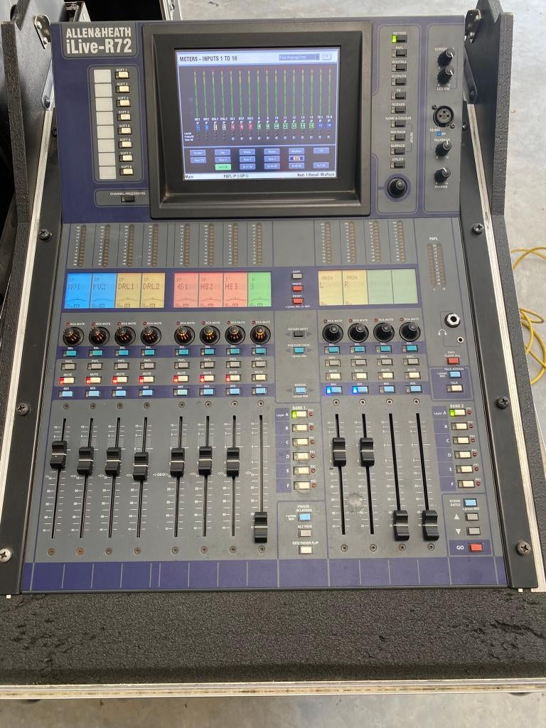 2 x digitale mengtafel iLive Allen&Heath + stageblok, Muziek en Instrumenten, Mengpanelen, Gebruikt, 20 kanalen of meer, Ophalen
