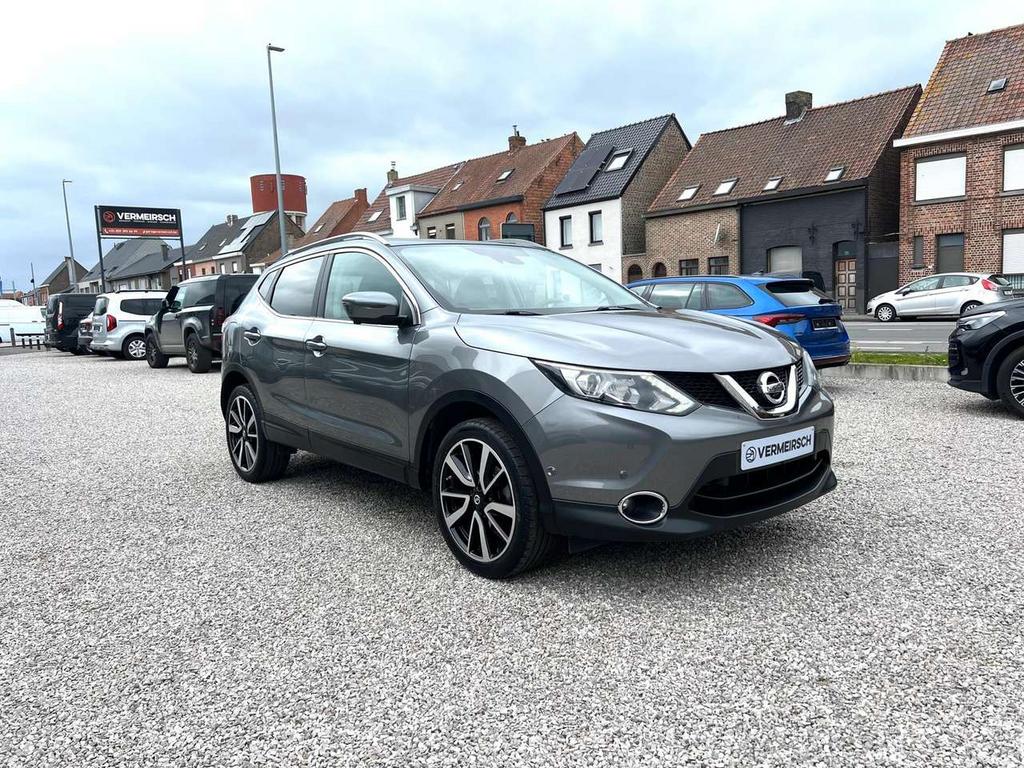 Nissan Qashqai Qashqai 1.2 DIG-T 2WD N-Connecta*PANODAK*TRE, Auto's, Nissan, 0 kg, Zwart, 4 cilinders, 5 deurs