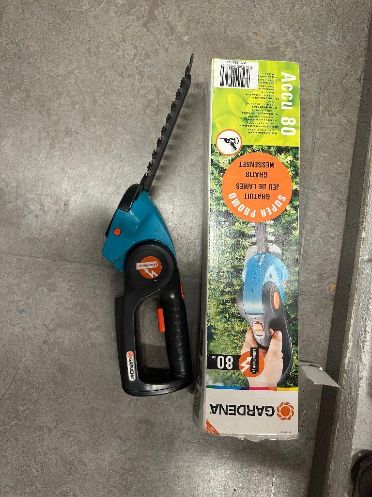 taille buis sur accu GARDENA, Tuin en Terras, Ophalen, Zo goed als nieuw, Accu, Autre