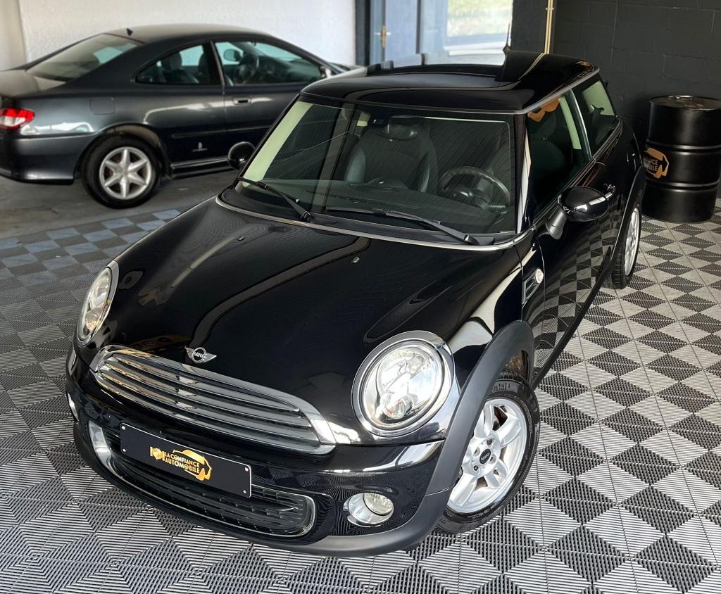 Mini One 1.6i 1e eigenaarsgarantie 12 maanden, Auto's, Mini, Voorwielaandrijving, 4 zetels, 4 cilinders, Leder en Stof