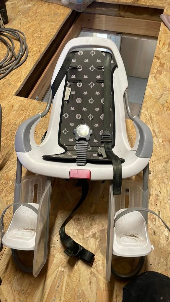 Fietsstoel qibbel 22kg, Ophalen, Zo goed als nieuw