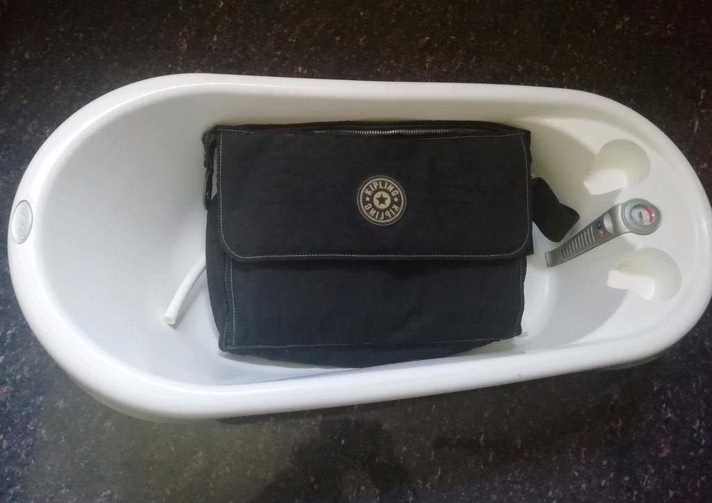 Kinderbatjes bebe-jou, Kinderen en Baby's, Badjes en Verzorging, Ophalen, Zo goed als nieuw, Badje, Bébé-jou