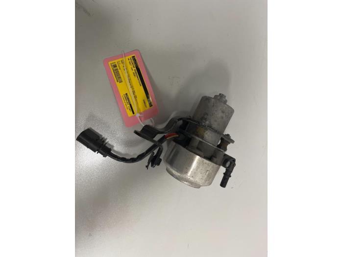 Vacuumpomp Rembekrachtiging van een Volkswagen Golf, Auto-onderdelen, Gebruikt, -, Volkswagen, -