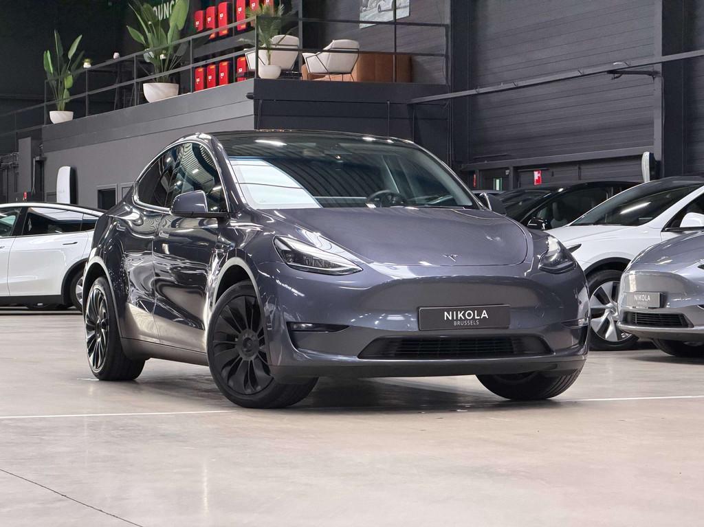 Tesla Model Y LONG RANGE - ALL WHEEL DRIVE - HIGHWAY AUTOPIL, Auto's, Zwart, 5 zetels, SUV of Terreinwagen, Zilver of Grijs