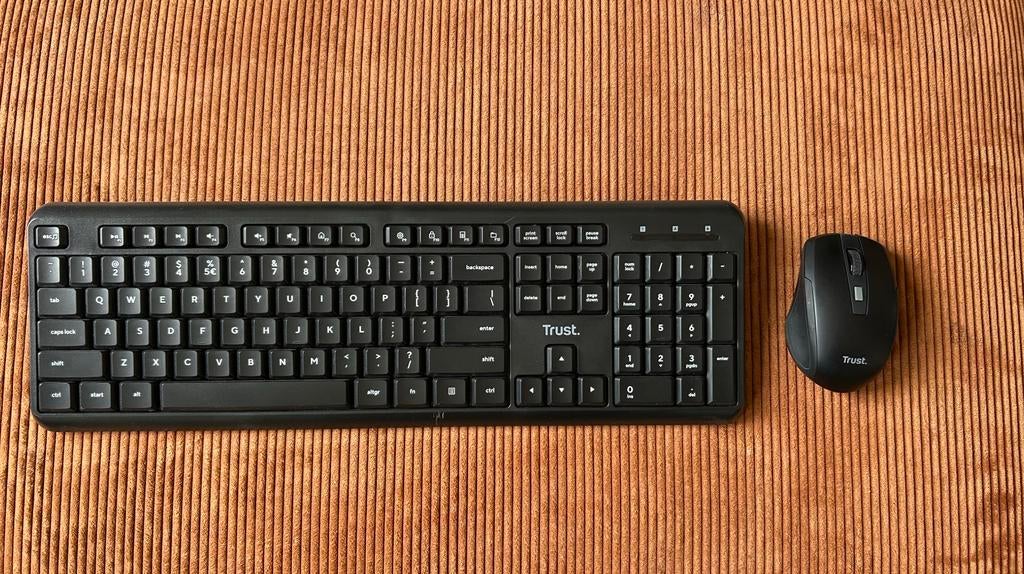 Trust Draadloze Muis & Toetsenbord Set - Zwart - QWERTY, Computers en Software, Toetsenborden, Toetsenbord en muis-set, Ophalen of Verzenden