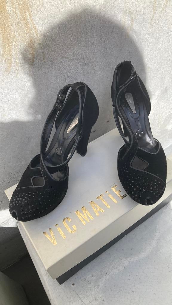 Escarpins noirs à talons hauts très élégants, Escarpins, Comme neuf, Enlèvement, Noir