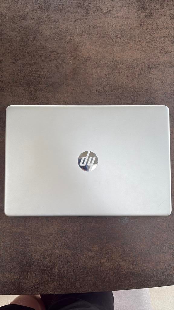 HP 15s Ryzen 5 – 8Go RAM – SSD – Très bon état, Informatique & Logiciels, Ordinateurs portables Windows, 8 GB, Comme neuf, Enlèvement