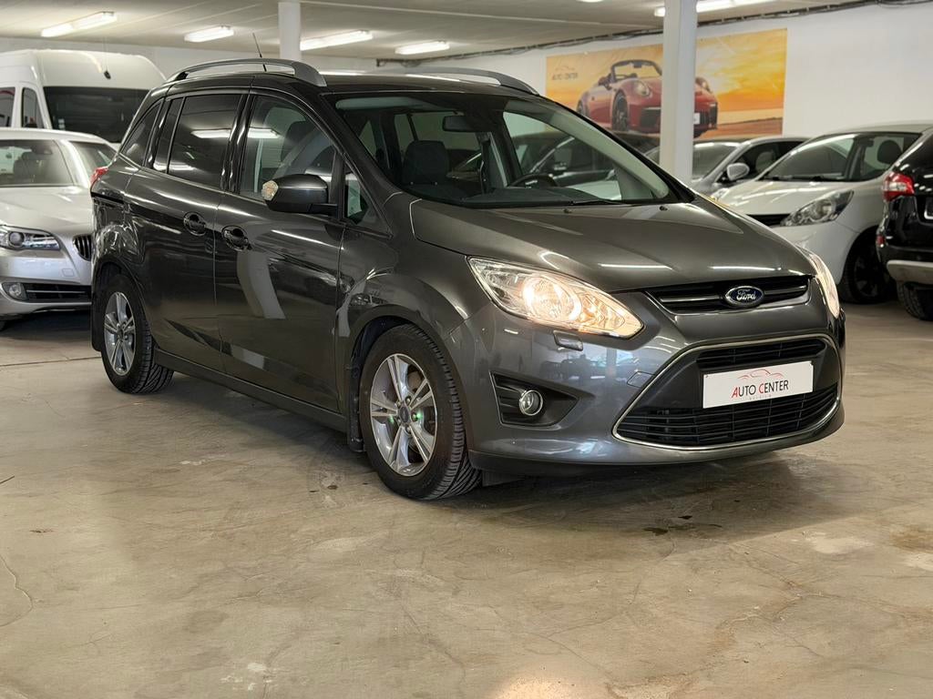 Ford Grand C-Max 2015 134.000km Keuring + Garantie, Auto's, Euro 5, Elektrische ramen, Bedrijf, Dealer onderhouden