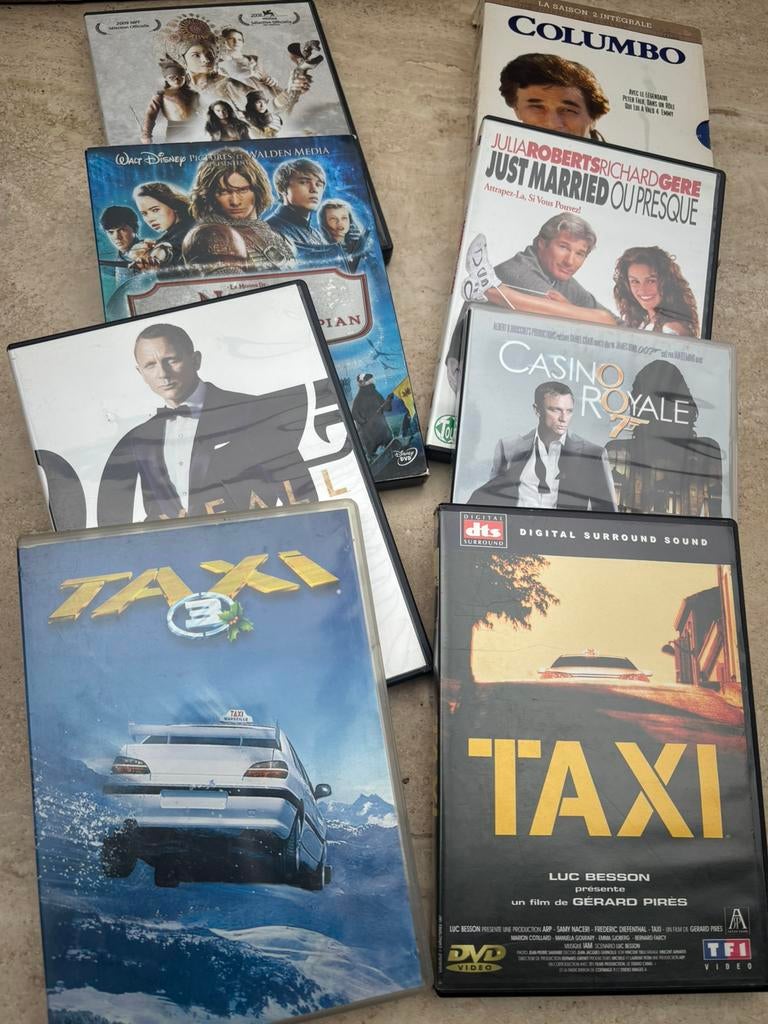 Lot 49 DVD divers + collections HP, Twilight & Gendarmes, Tous les âges, Enlèvement ou Envoi, Utilisé