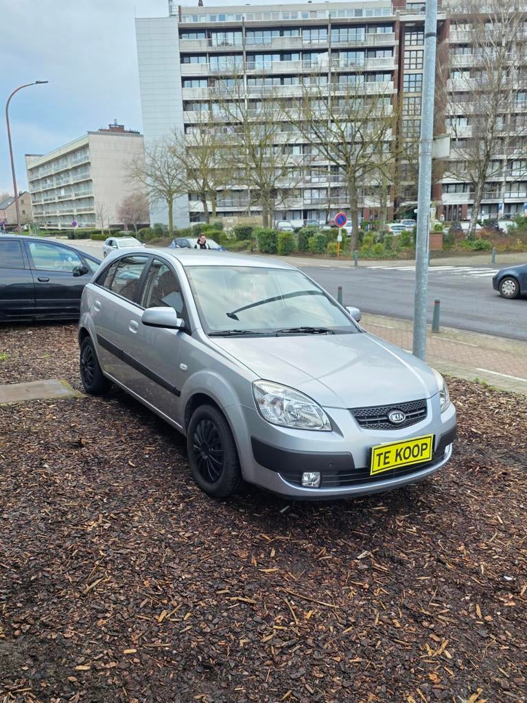 Kia Rio 1.4 Motion – Zeer Lage Kilometerstand – Topstaat!, Autos, Kia, Achat, Entreprise, Garantie prolongée, Boîte manuelle