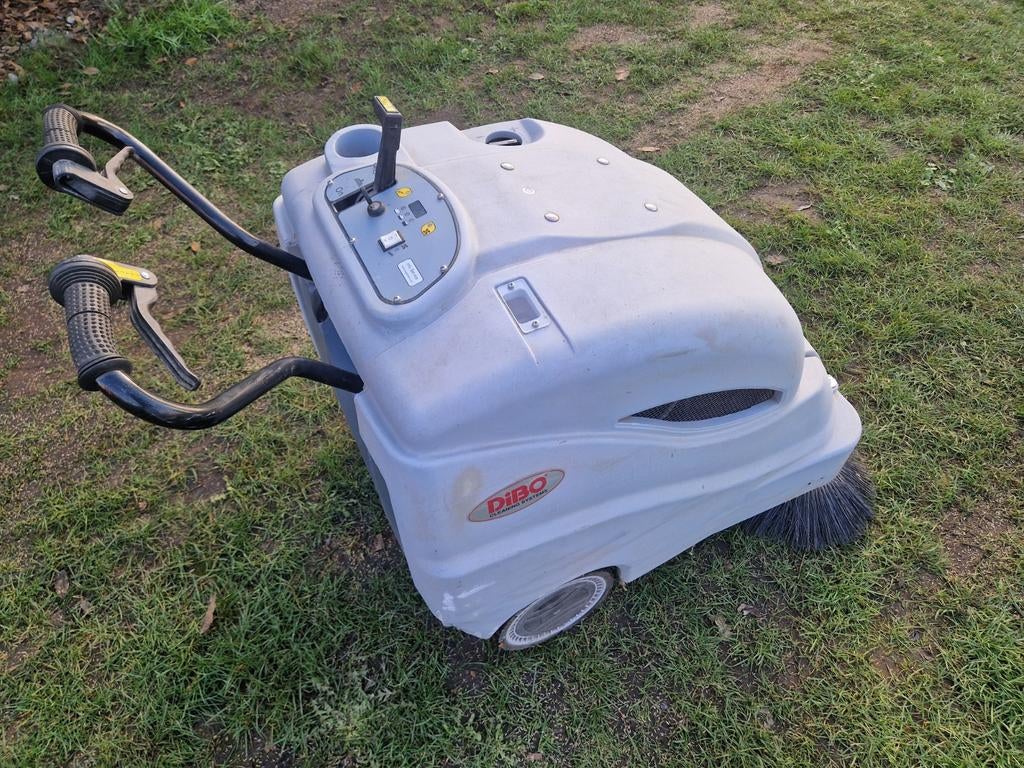 Machine pour netoyer le sol dibo 512et gansow, Enlèvement