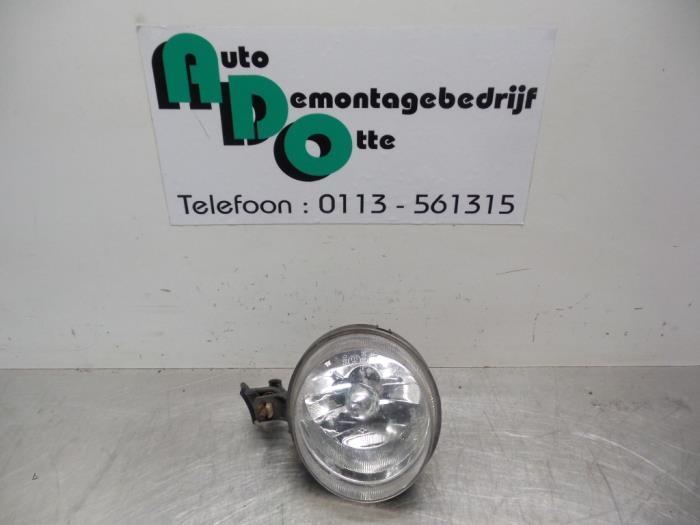 Feu antibrouillard avant droit d'un Kia Sorento (Sorento 03-, Kia, -, 3 mois de garantie, Utilisé