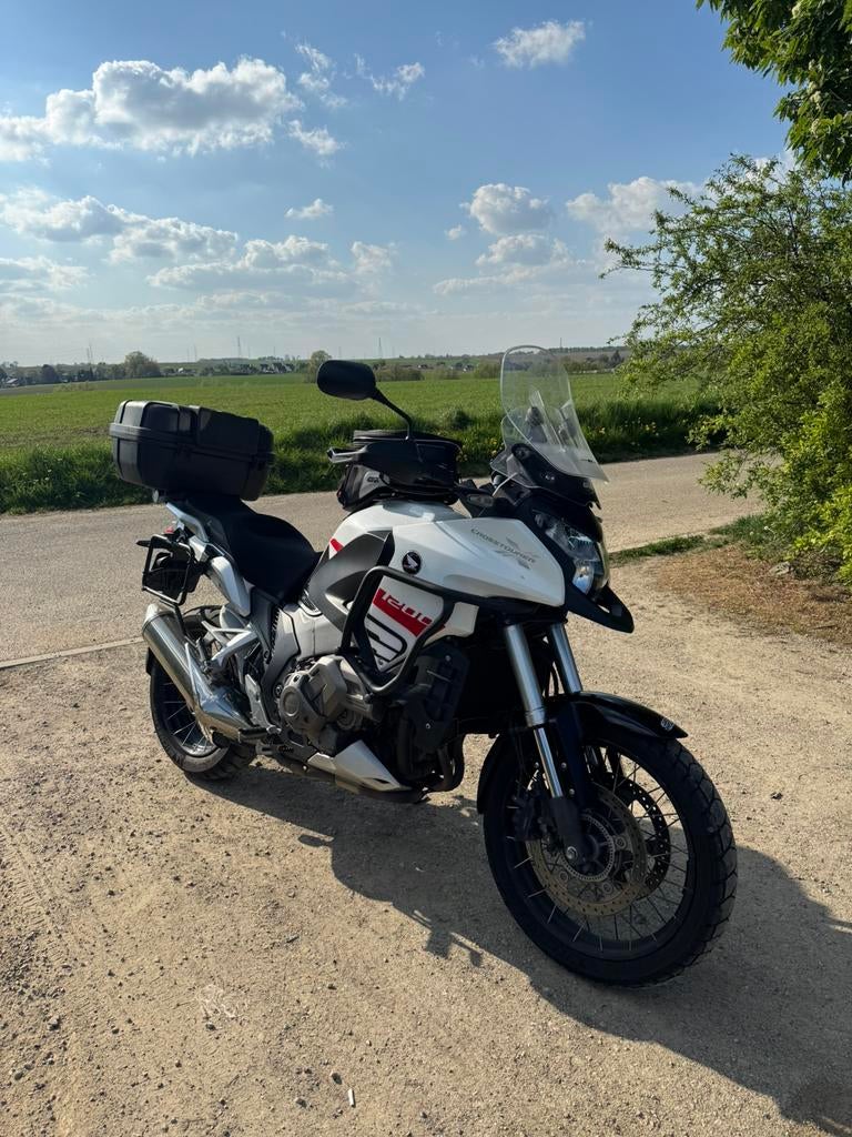 Honda VFR 1200 XD DCT 2012 et 41000kms, Motos, Particulier, Poignées chauffantes