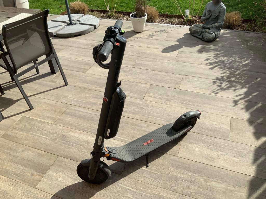 Ninbot e22 met extra batterij, Fietsen en Brommers, Steps, Ophalen, Zo goed als nieuw