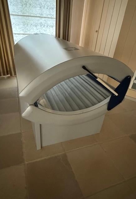 Sunny Power zonnebank, Elektronische apparatuur, Zonnebanken en Gezichtsbruiners, Ophalen, Zo goed als nieuw, Zonnebank dubbelzijdig