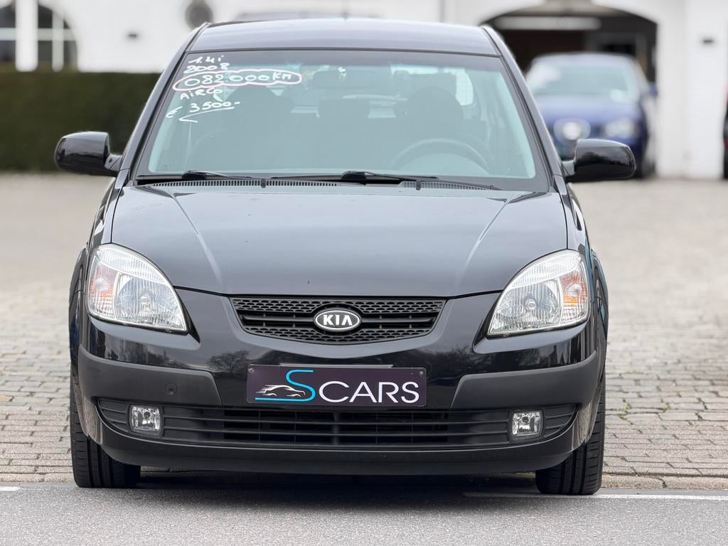 Kia Rio 1.4i ** 082.000 km ** Airco **, Auto's, Kia, Voorwielaandrijving, Electronic Stability Program (ESP), Zwart, Bedrijf