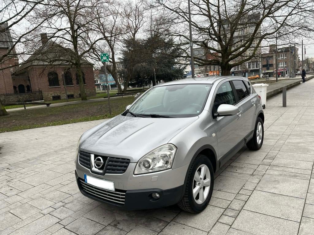 Nissan Qashqai 2.0i Benzine 4WD 4x4 Automaat Gekeurd, Auto's, Nissan, Automaat, USB, Zwart, 4 cilinders