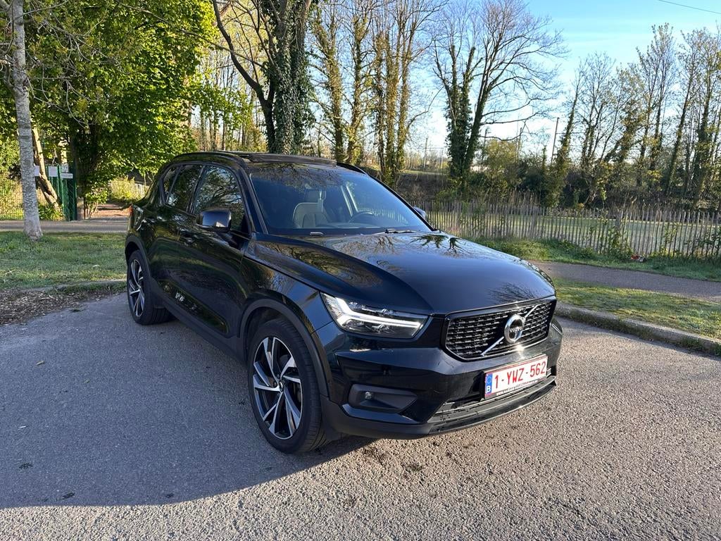 Volvo Xc40 D4 R design, Auto's, Volvo, Automaat, Alcantara, Elektrisch, Particulier