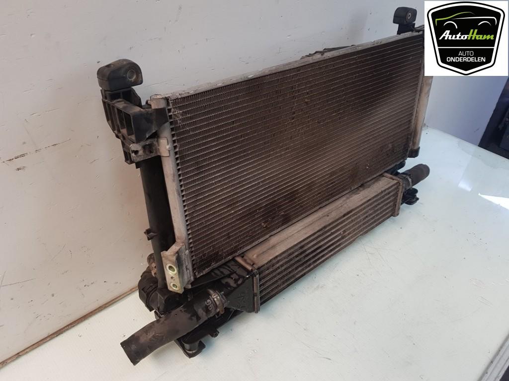 RADIATEUR COMPLET Alfa Romeo MiTo (955) (01-2008/12-2018), Autos : Pièces & Accessoires, Utilisé, Alfa Romeo