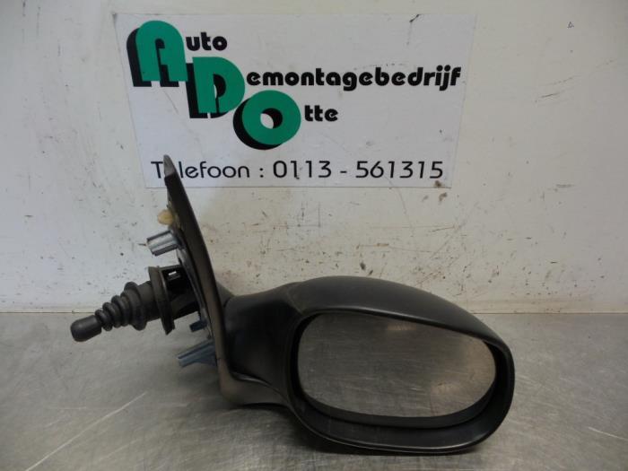 Rétroviseur extérieur droit d'un Peugeot 206, Autos : Pièces & Accessoires, -, 3 mois de garantie, Utilisé, -